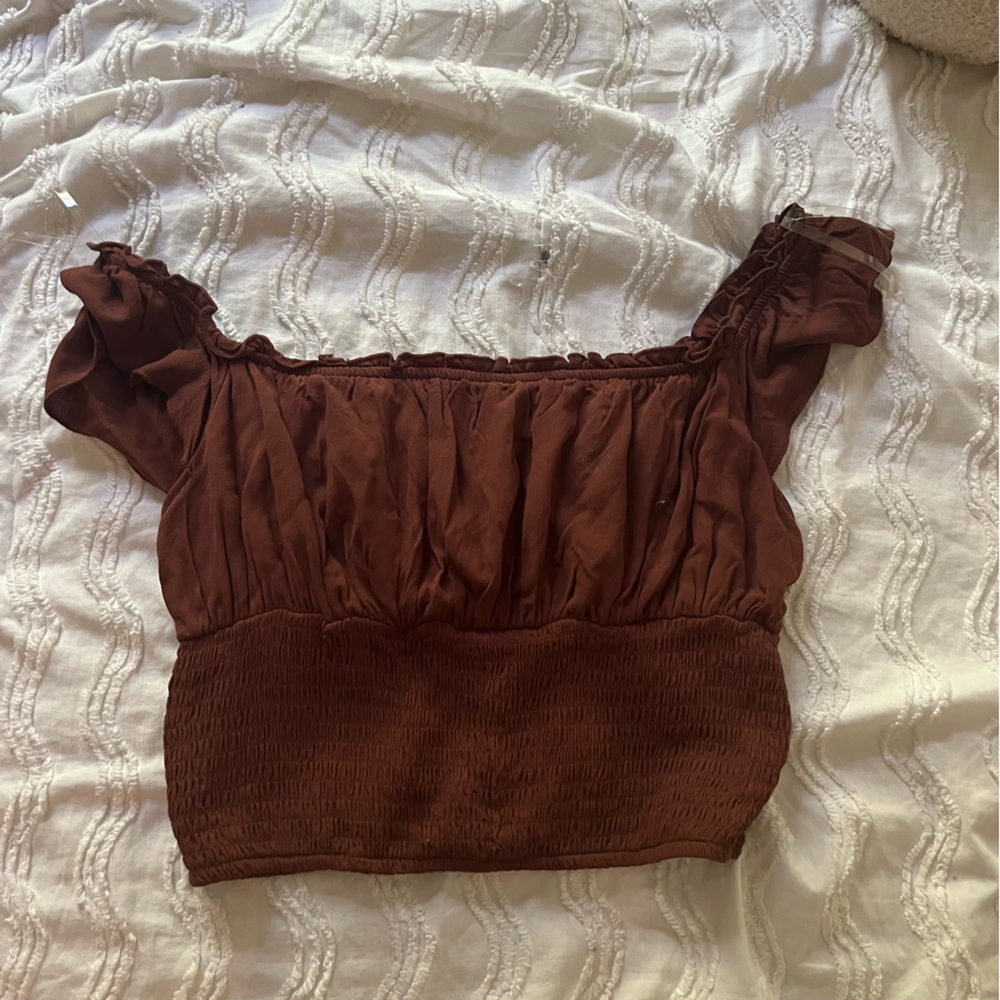 Brown off the shoulder PacSun tee
